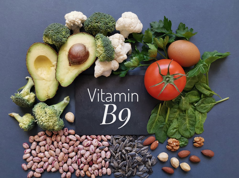 Axit folic (vitamin B9) là thành phần quan trọng để bảo vệ sức khỏe cho bà bầu và thai nhi