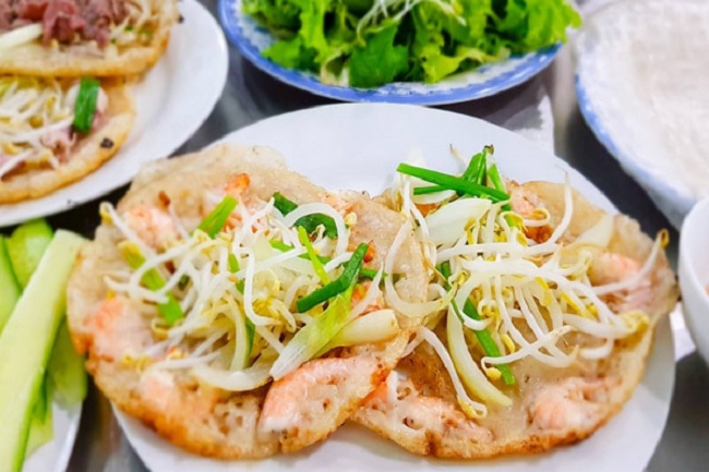 Quán ăn Bà Năm là một trong những địa điểm nổi tiếng nhất tại Quy Nhơn