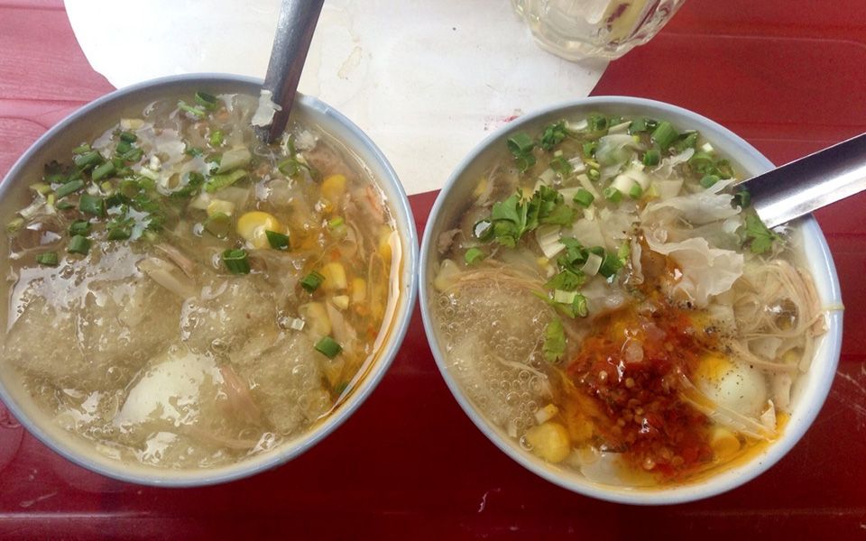 Gần như chẳng có người Sài Gòn nào mà không nghe đến tên súp cua cô Bông 